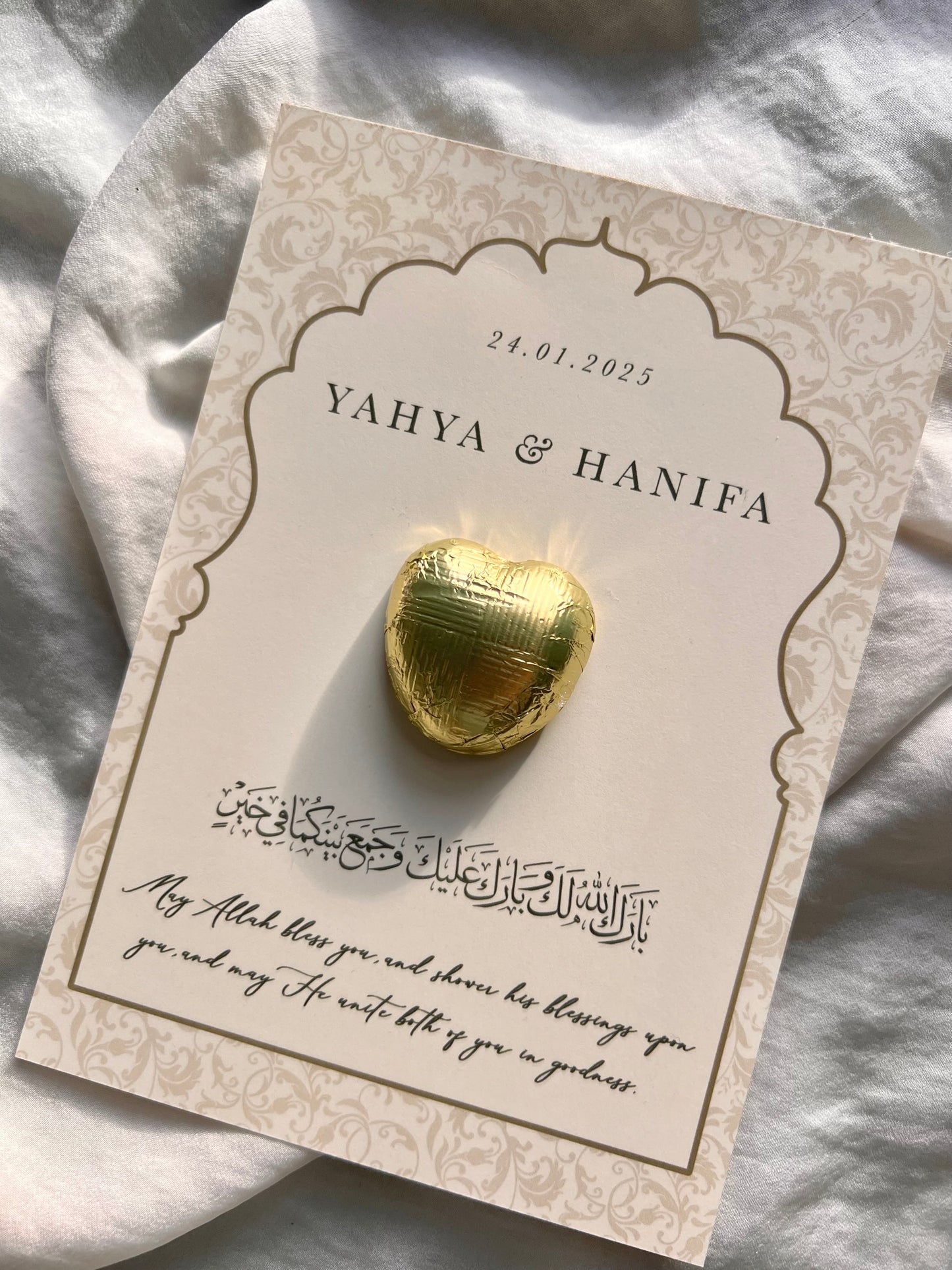 Islamic Gifts, Mini Quran Tasbih Gift Set, Wedding Favors, Islamic Party Favors, Muslim Wedding Gift, Islamic Set, Eid Gift Box, Nikkah Gift, Gold Foiled Wedding Favour, Foiled Engagement Gift, Foiled Favour Chocolate, Islamic wedding favours , Muslim wedding favours , Gold Foiled Chocolate Hearts Token Favours on Premium Textured Card, 25x Personalised chocolate wedding Favours, Walima Favours, Mendhi Favours, Eid Favours, Umrah, Nikkah Favours